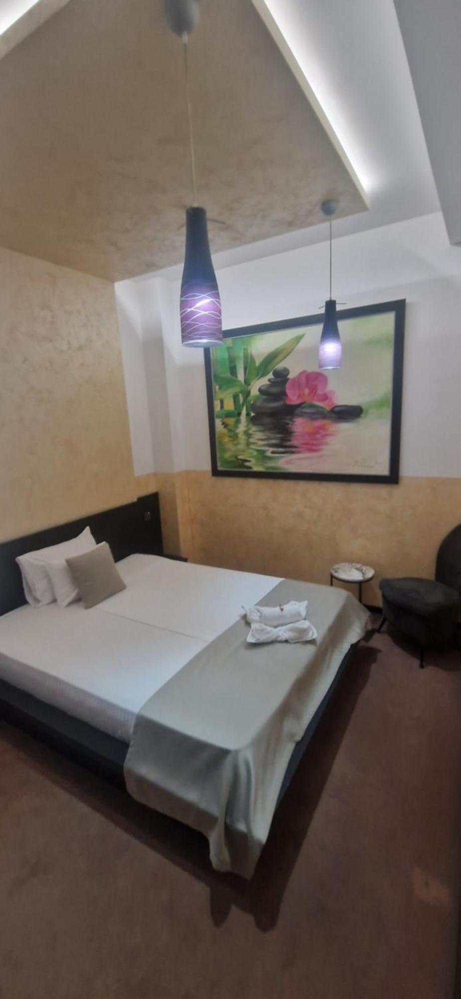 Garni Hotel Zen Free Parking Ni Esterno foto