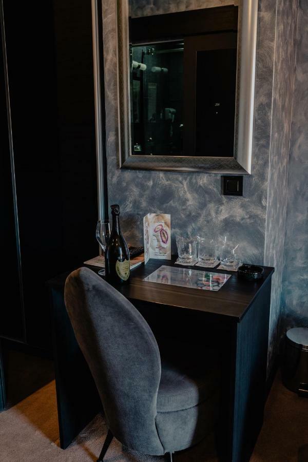 Garni Hotel Zen Free Parking Ni Esterno foto